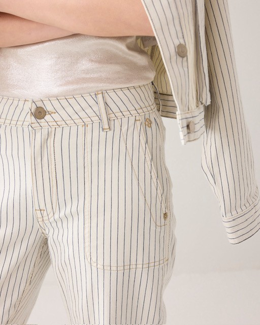Tapered jeans