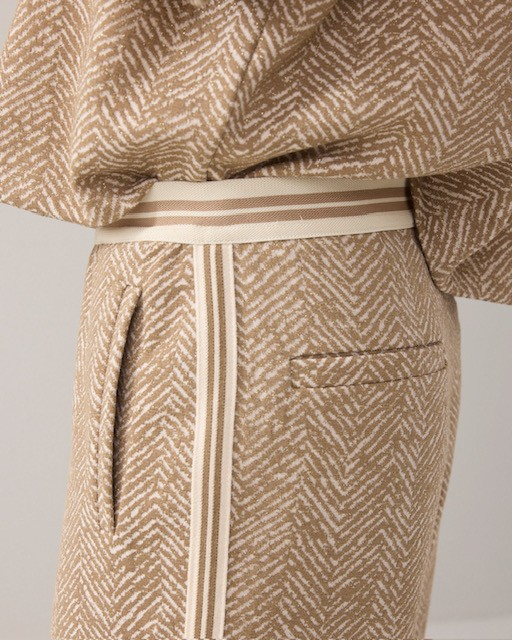 Pantalon à fines rayures
