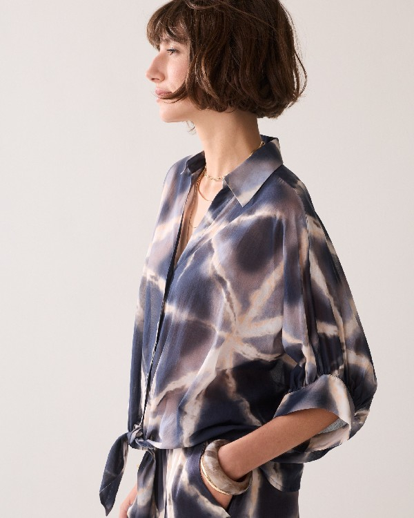 Blouse tie dye