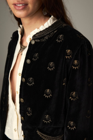 Luna Veste